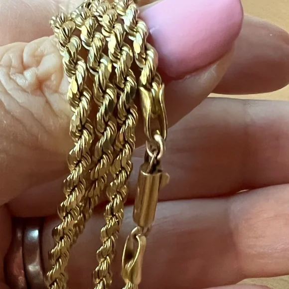 14K YELLOW GOLD VINTAGE DIAMOND CUT ROPE CHAIN NECKLACE UNISEX APROX. 18” LONG - Picture 14 of 16